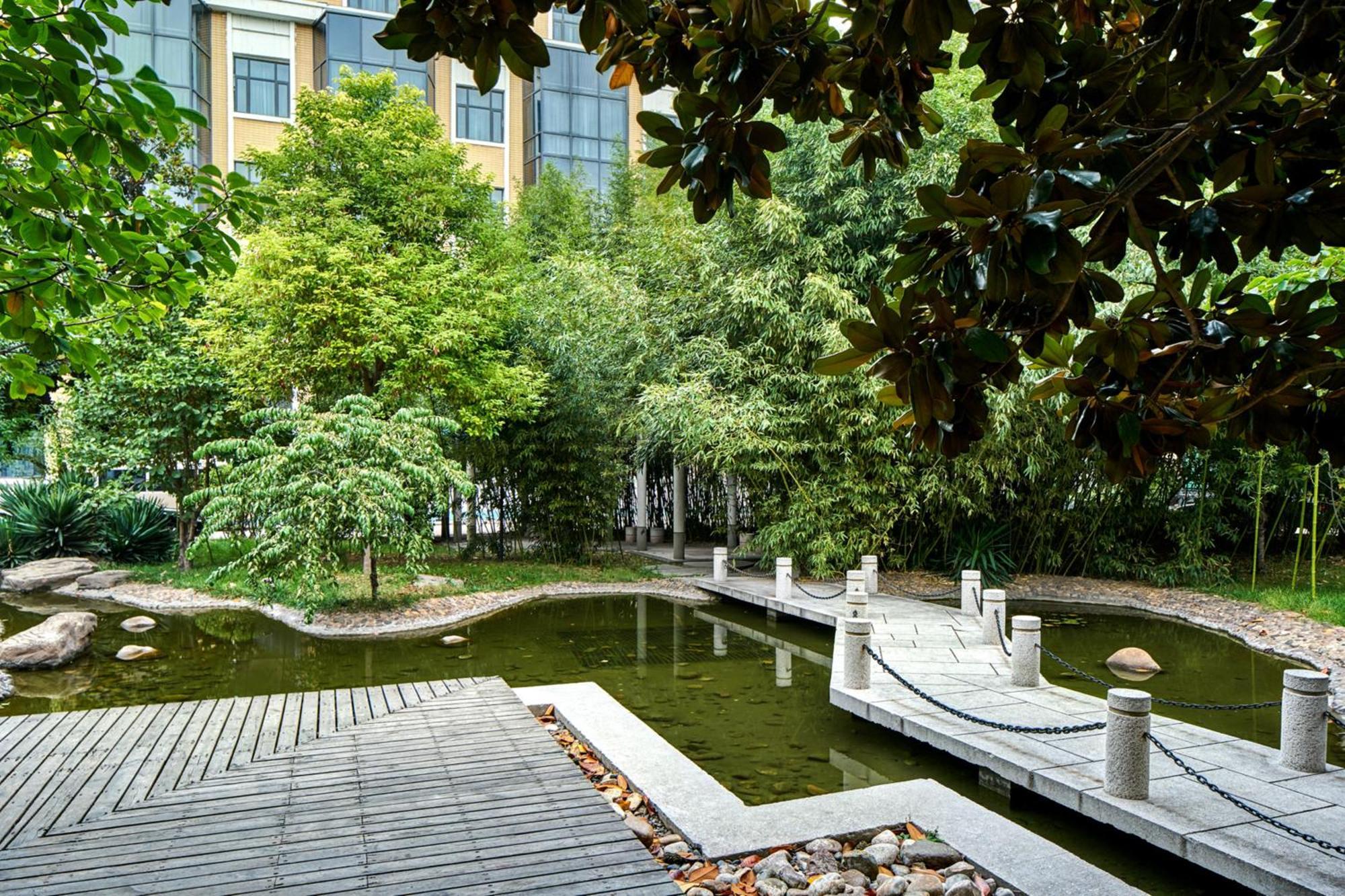 Holiday Inn Express Zhengzhou Zhongzhou By Ihg Exterior foto